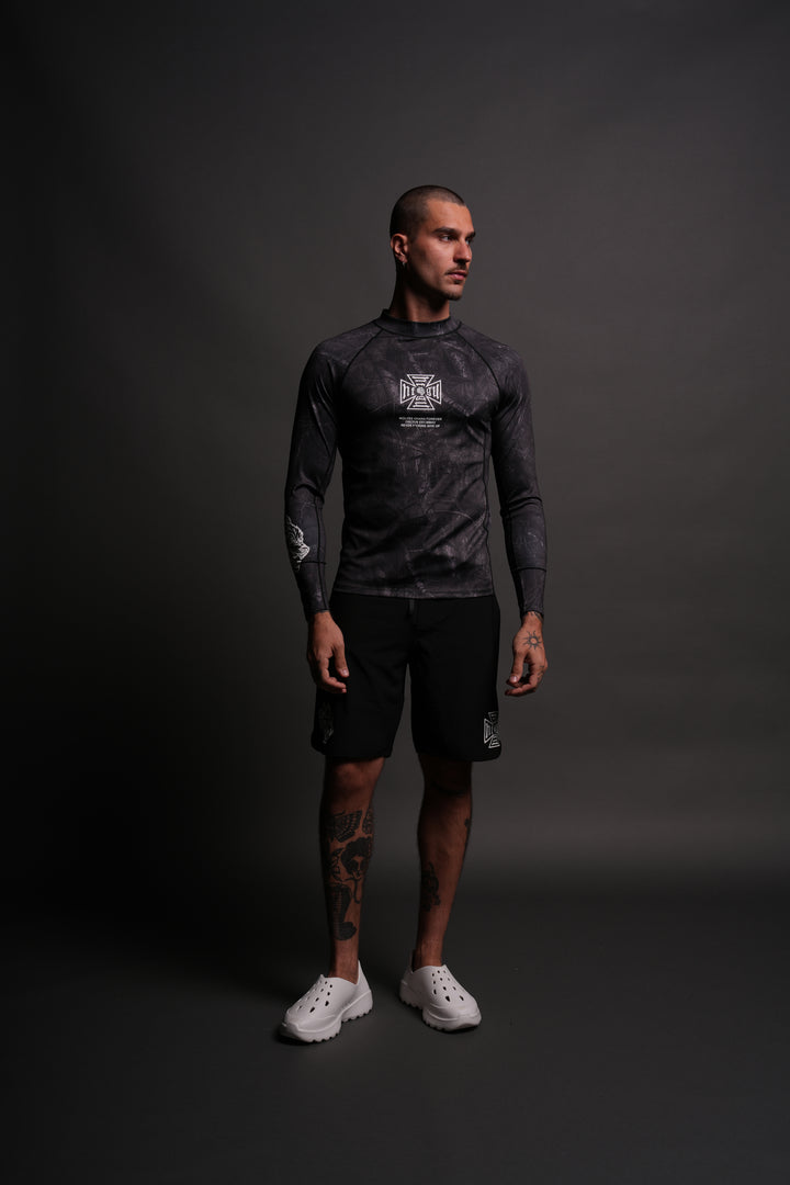 Core Rash Guard in Darc Driftwood Forest Camo