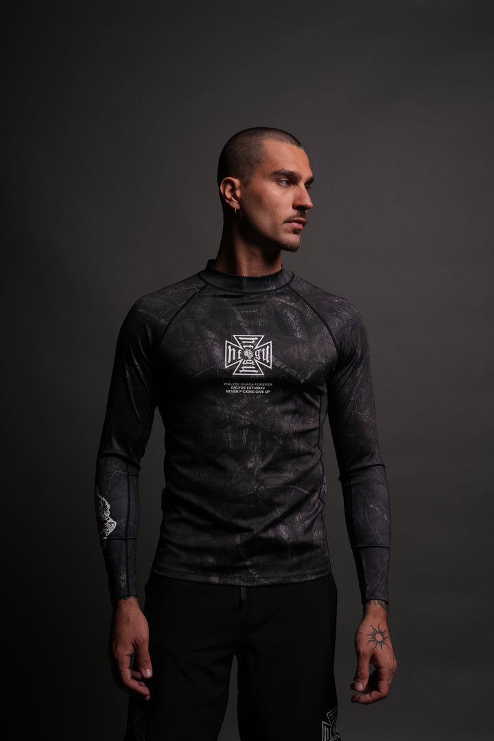 Core Rash Guard in Darc Driftwood Forest Camo